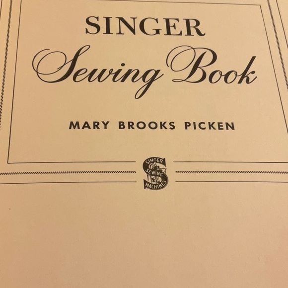 Singer Sewing Book 1950 - Picture 2 of 8